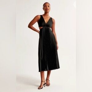 Abercrombie & Fitch | Dresses | Abercrombie Fitch Keyhole Halter Maxi Dress  | Poshmark